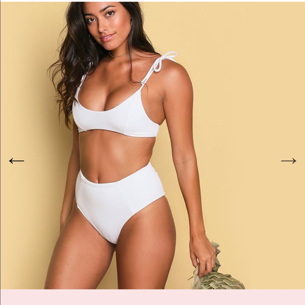 Ribbed Bikini Top that ties
